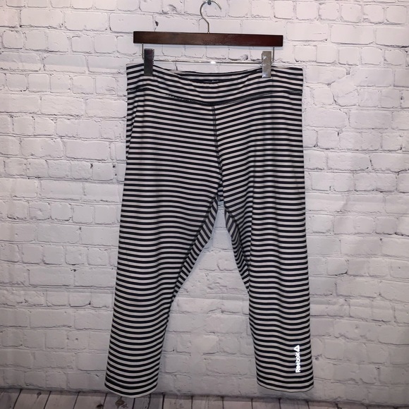 Reebok Pants - Reebok Black & White Striped leggings size XL